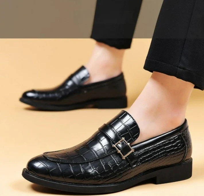 Dark Brown Pointed Toe Social Shoe for Men New Low Price Leather Casual Gentleman Luxury Designer Elegant Office Dress Shoes Man