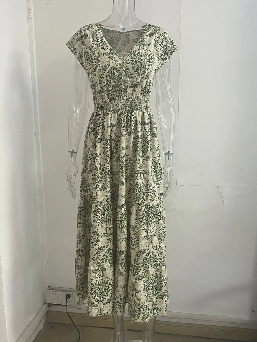 2026 Vintage Printed Dress Fashionable and Elegant V-Neck Short-Sleeved Jumpsuit Long Skirt Women's Clothing
