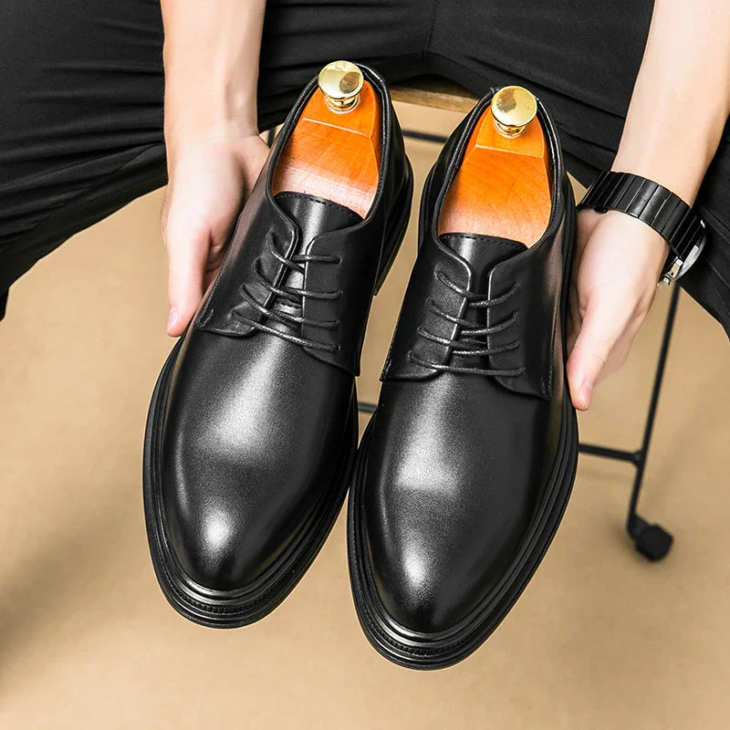 Fashion Men Brogue Oxford Shoes British Style Casual Shoes PU Leather Formal Dress Footwear Man Outdoor Sneakers Business Shoes