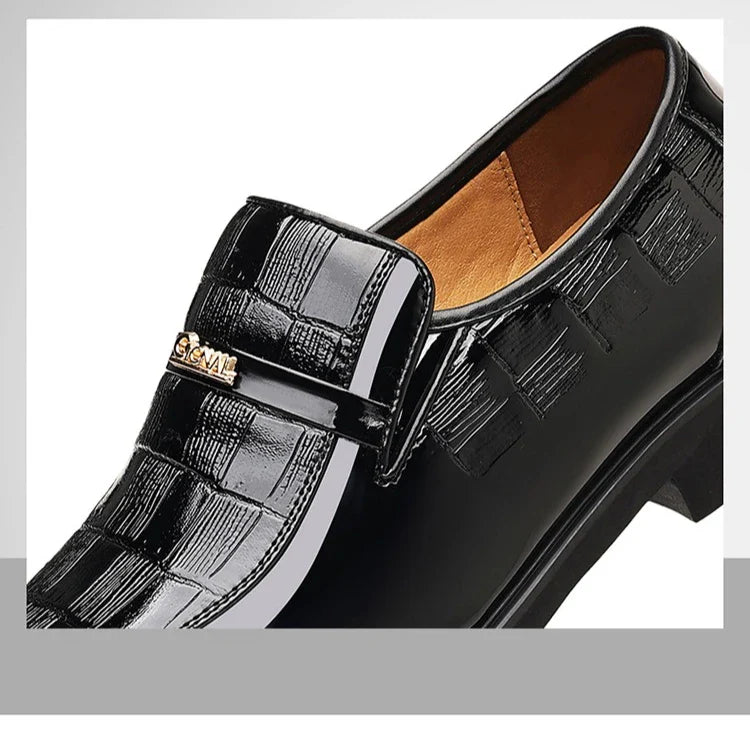 Spring New Men's Business Formal Leather Shoes Solid Color Fashion Casual Shoes Male British Pointed Toe Dress Shoe Man