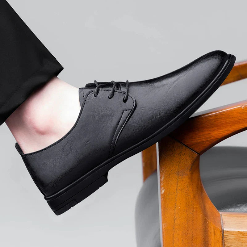 High Quality Handmade Casual Leather Business Shoes Mens Formal Oxford Office Shoes Fashion Lace-up Casual Flat Designer Shoes