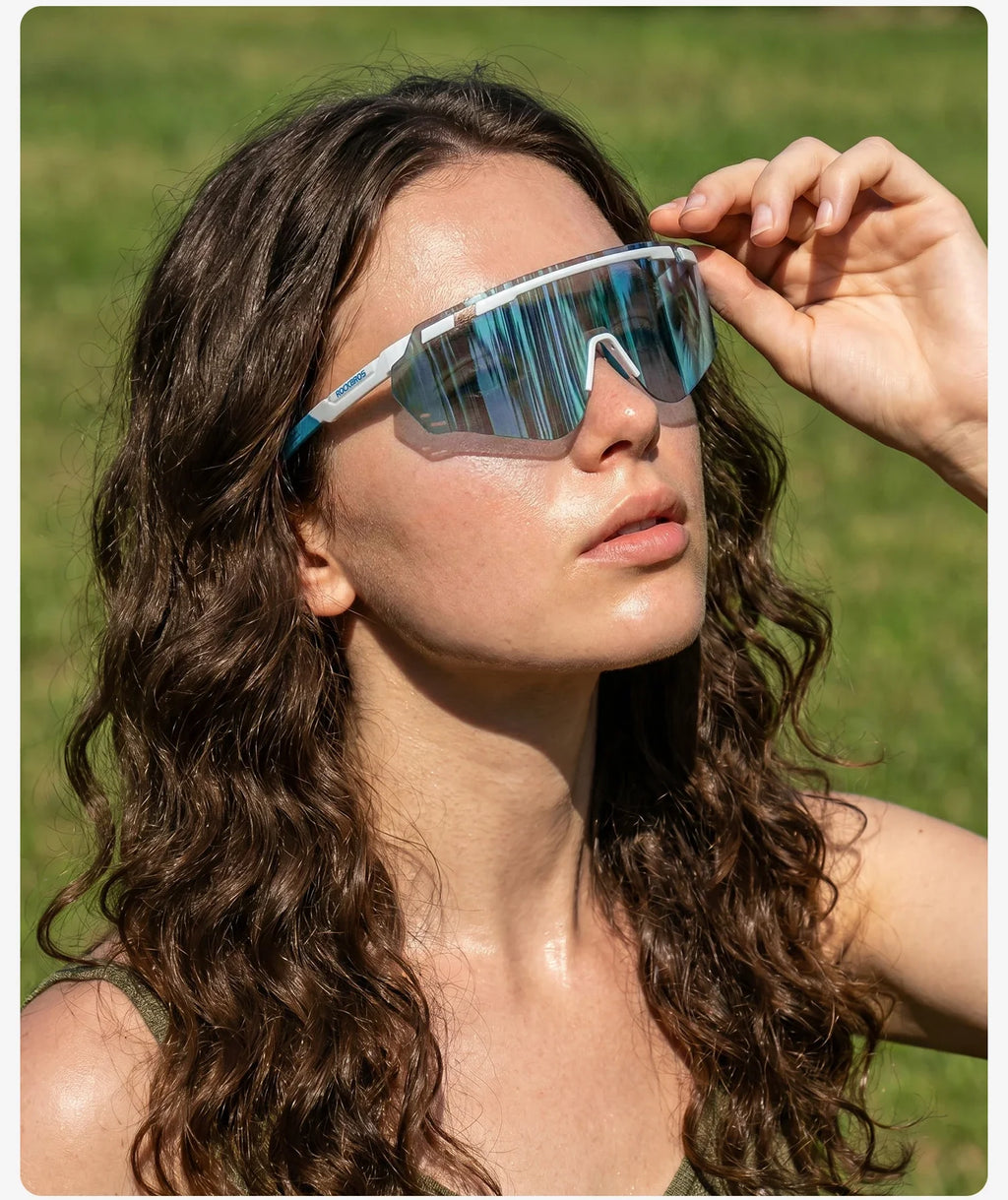 Cycling Glasses Photochromic UV400 Protection Sports Sunglasses Windproof Lightweight Carbon Fiber Outdoor Bike Glasses