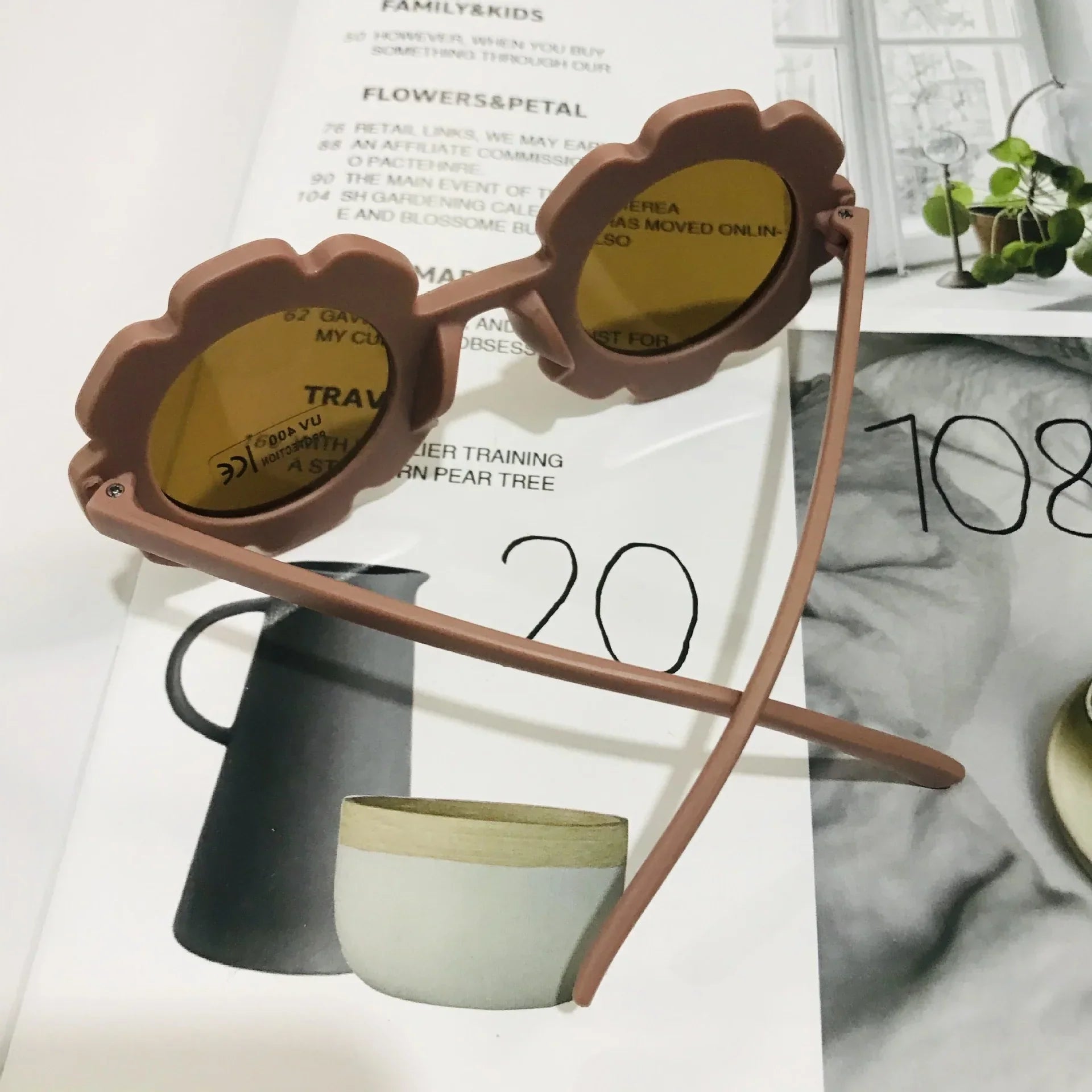 2023 new cute children's frosted glasses  color series baby sunglasses