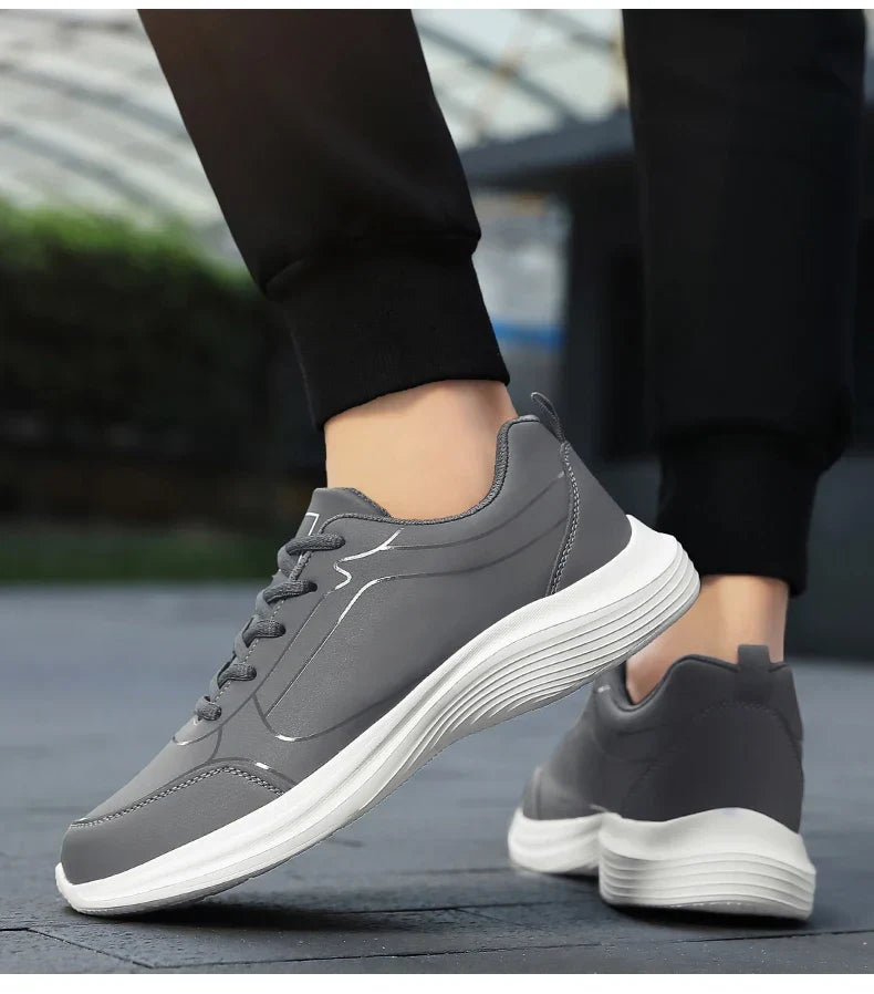 2025 New Lightweight Men Casual Leather Sneakers Non-slip Breathable Male Outdoor Running Shoes Lace Up Soft Sport Shoes
