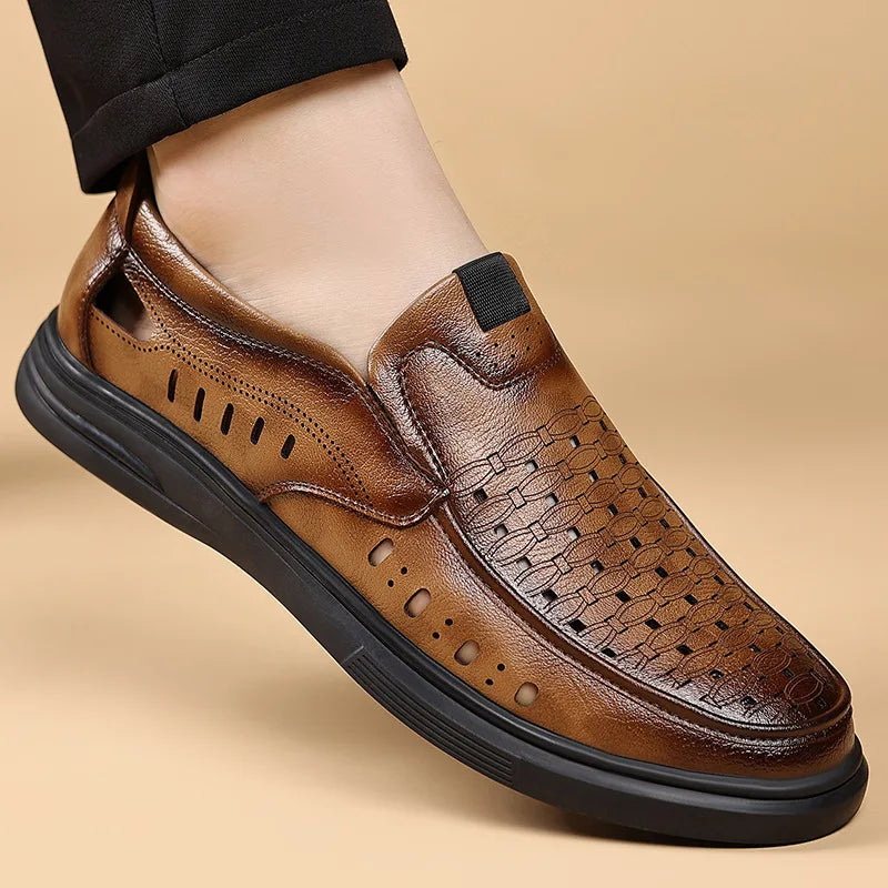 Spring Summer New Hallow Breathable Loafers for Men Fashion Casual Leather Shoes Male Solid Color Soft Sole Designer Shoes Man