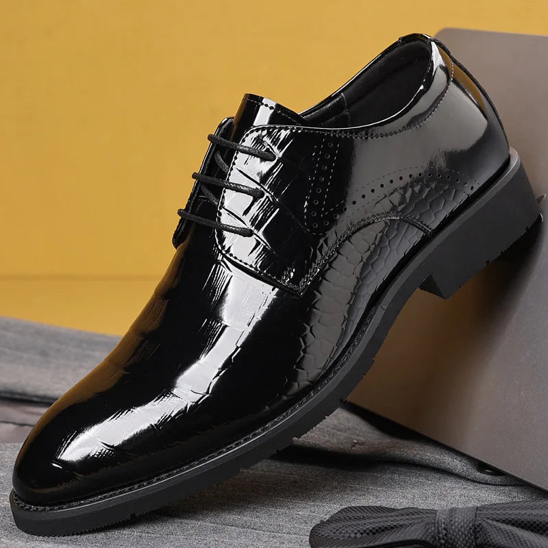 New Designer Autumn Collection British-style Men's Dress Shoes Fashion Patent Leather Commuter Shoes Male Black Casual Shoe Man