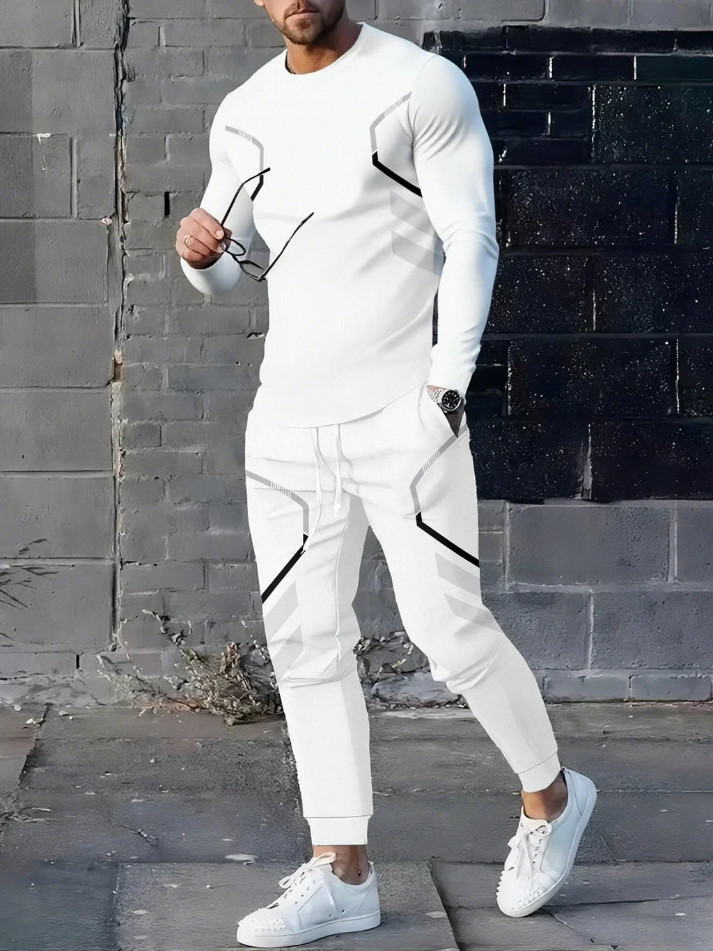 The new men's round-neck sweatshirt set for Spring and Autumn 2025 features street fashion and comfort with 3D pattern printing