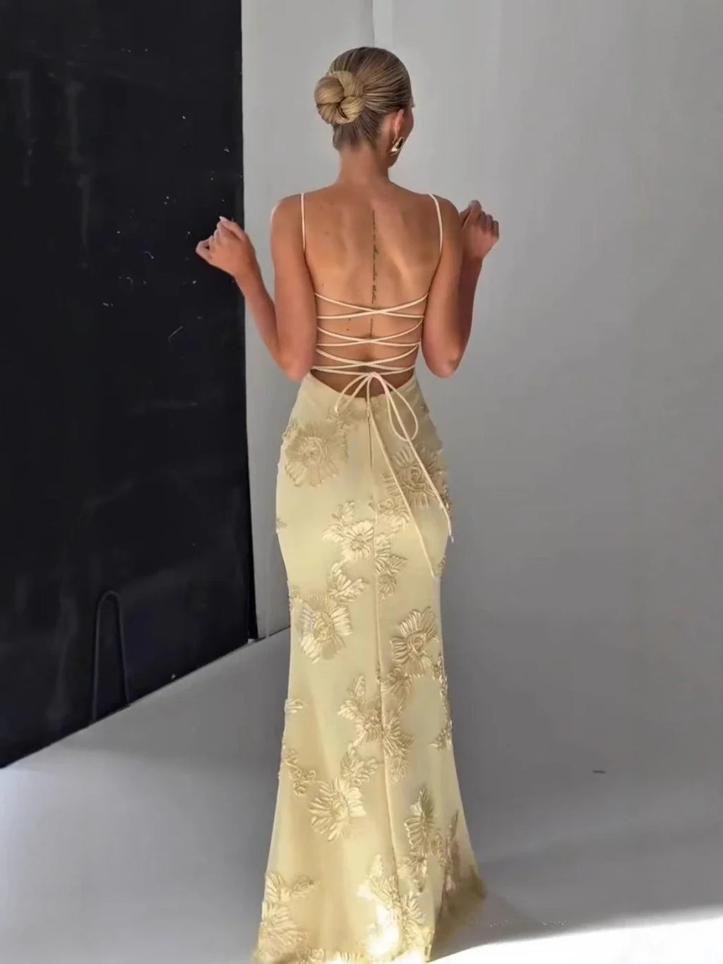 Women Maxi Backless Dress Sexy 3D Floral Embroidery Mermaid Gown Yellow Formal gala Prom Party Dress Long