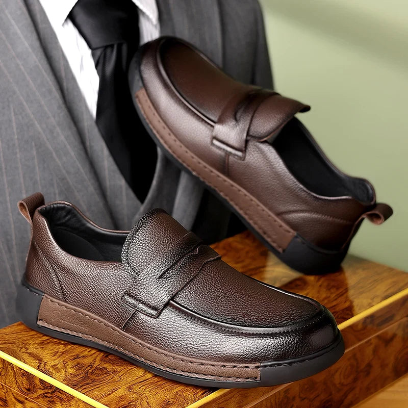 Men's Solid-Color Breathable Leather Casual Shoes  Fashionable And Lightweight Business Walking Shoes  Outdoor Anti-Slip Loafers