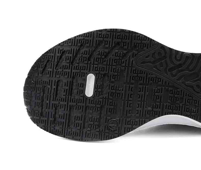 Men's Breathable Sports Shoes Spring New Mesh Casual Fashion Versatile Trendy Men's Shoes Summer Running Shoes Suitable for Outdoor Sports