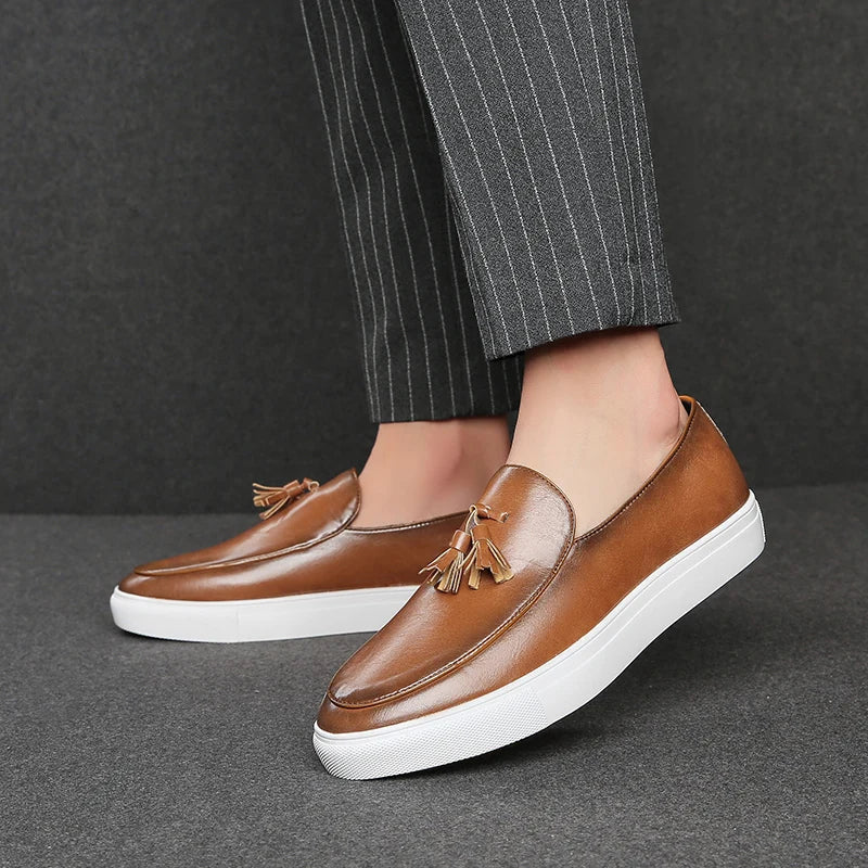 Zapatos De Hombre Loafers Men's Tassel Slip-On Comfortable Men Leather Shoes Casual Shoes Fashion Oxford Shoes Large Size 38-47