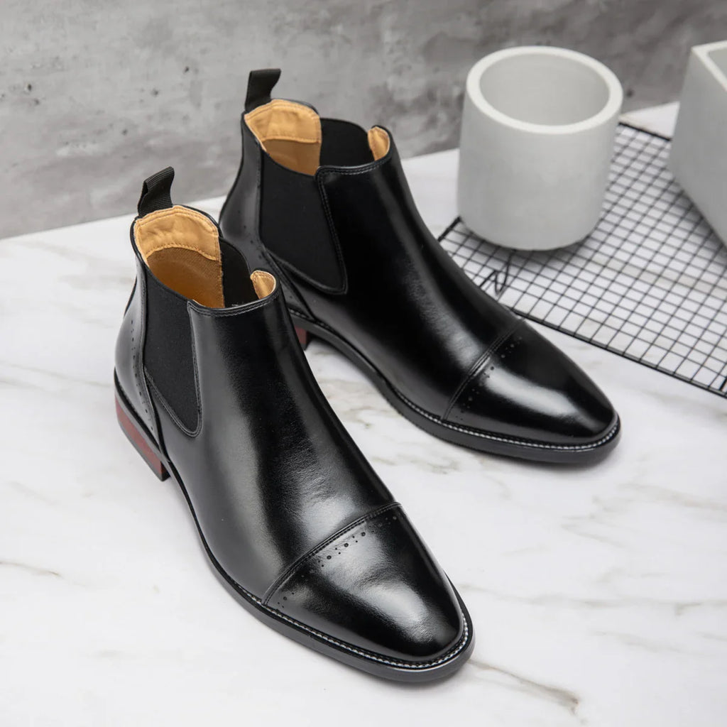 2025 Retro Men's Solid Color Pointed Business  Boot  Comfortable Wedding  Party Shoe Breathable  And  Anti-Slip Ankle Boots