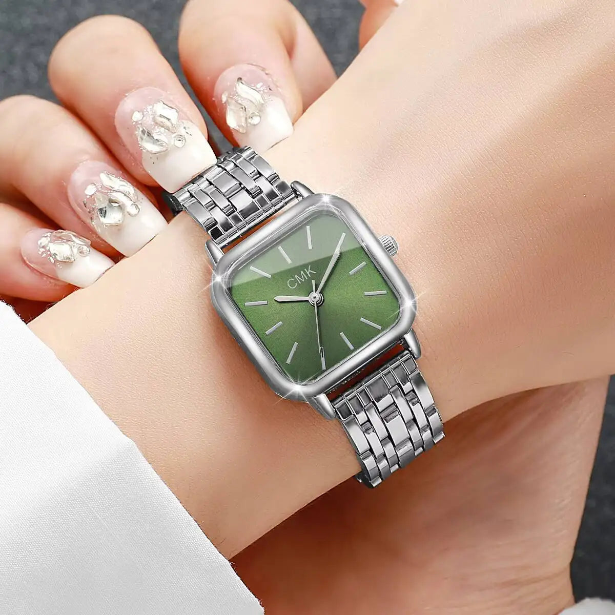 Fashion Square Women Watches Simple Ladies Quartz Wristwatch Reloj Mujer（Without Box）
