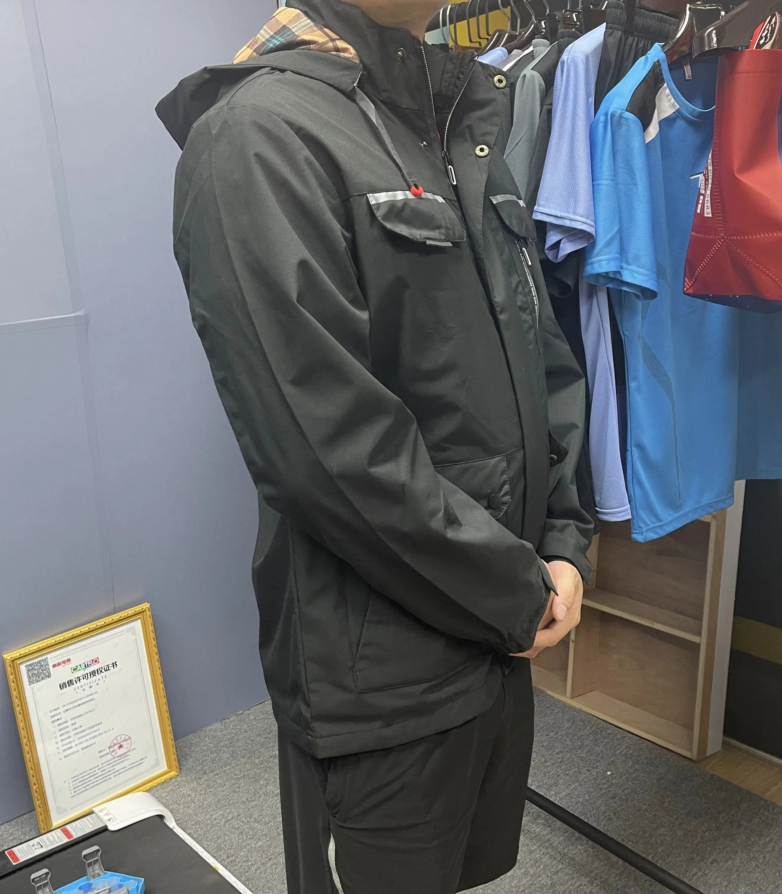 Spring And Autumn New Men's Windbreaker Outdoor Soft Shell Windproof Waterproof Jacket Long-Sleeved Hooded Solid Color Jacket