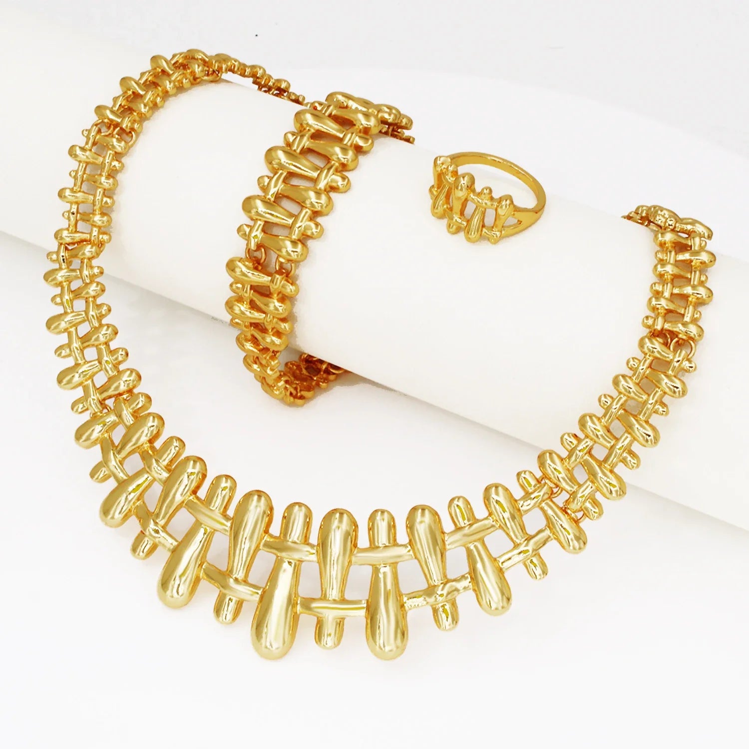 Women Necklace Earrings Bracelet Ring Jewelry Set Luxury Design Dubai 18K Gold Plated Wedding Party Jewellwey Gift