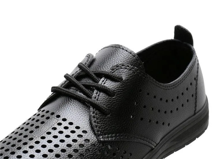 2026 Summer Men Sandals Business Casual Leather Hollow Out Shoes Breathable Soft Sole Clogs Fashion Comfortable Outdoor Slides