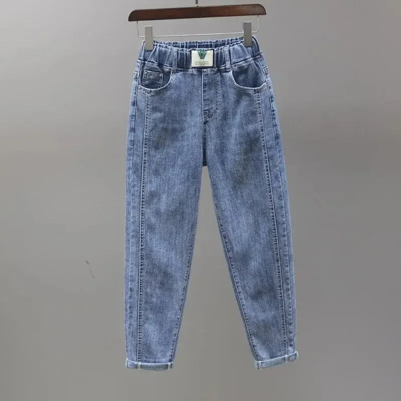 بنطلون جينز نسائي بخصر مطاطي عالٍ