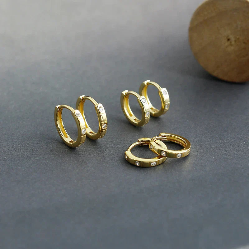 925 Sterling Silver Simple Stripes Shiny Zircon Huggies Hoops Earrings for Women Fashion Unisex Punk Jewelry Ear Buckle