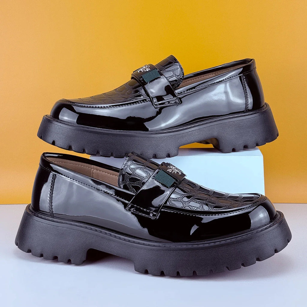 2026 Fashion Bee Design Men's Leather Shoes Thick Sole Luxury  Slip On Loafers Comfort Fashio Business Party Formal Dress Shoes