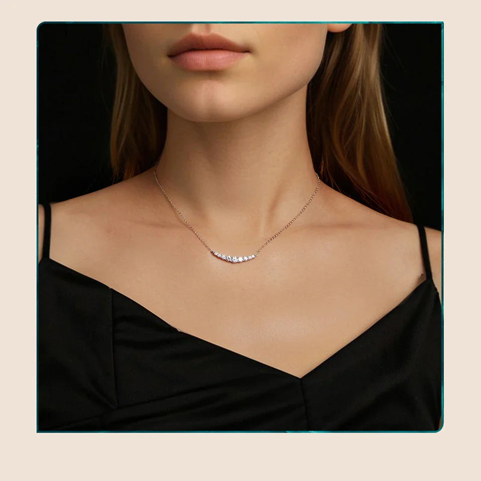 Moissanite Smile Necklace, Round Brilliant Cutting Lab Grown Diamond Gold Plated 43cm 925 Sterling Silver Necklaces