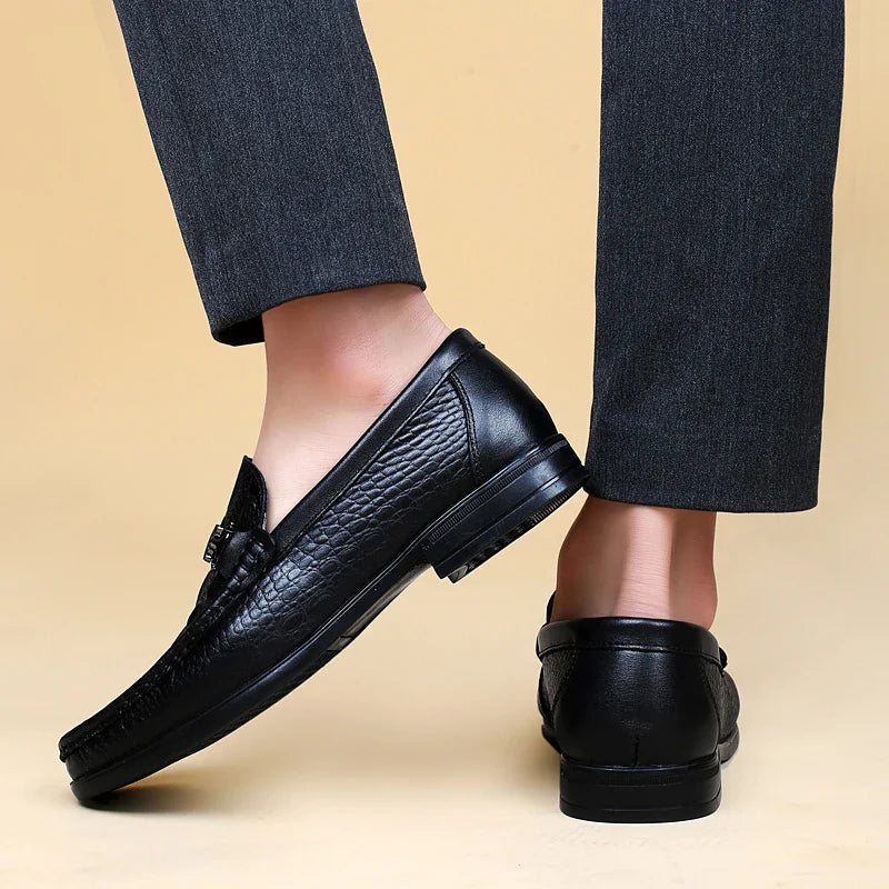 High Quality Round Toe Breathable Loafers Fashionable Brand Men's Comfortable Crocodile Patterned Casual Cowhide and Bean Shoes