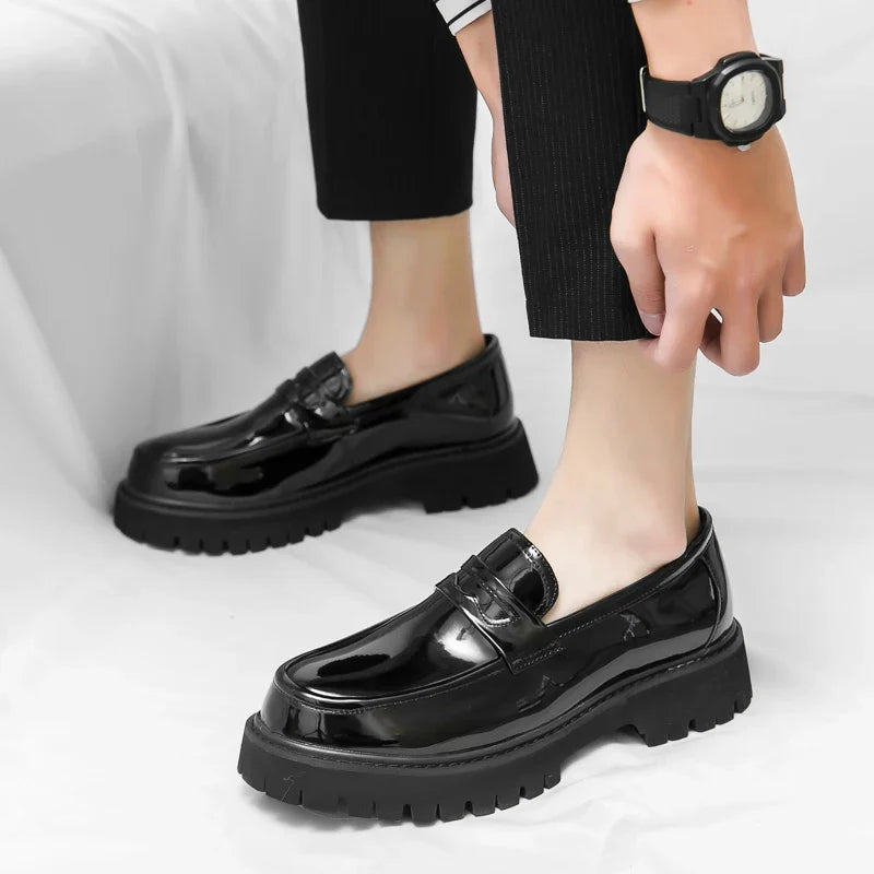 New Men's Luxury Leather Shoes Genuine Leather Dress Shoes Fashion Loafers Slip-on Comfy Casual Business Shoes Fomal Mocassins