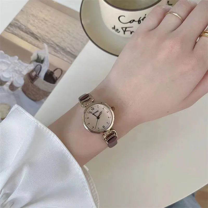 Simple Women's Watches Small Round Ladies Bracelet Watch PU Leather Thin Retro Quartz Wristwatch for Women Girls Gifts