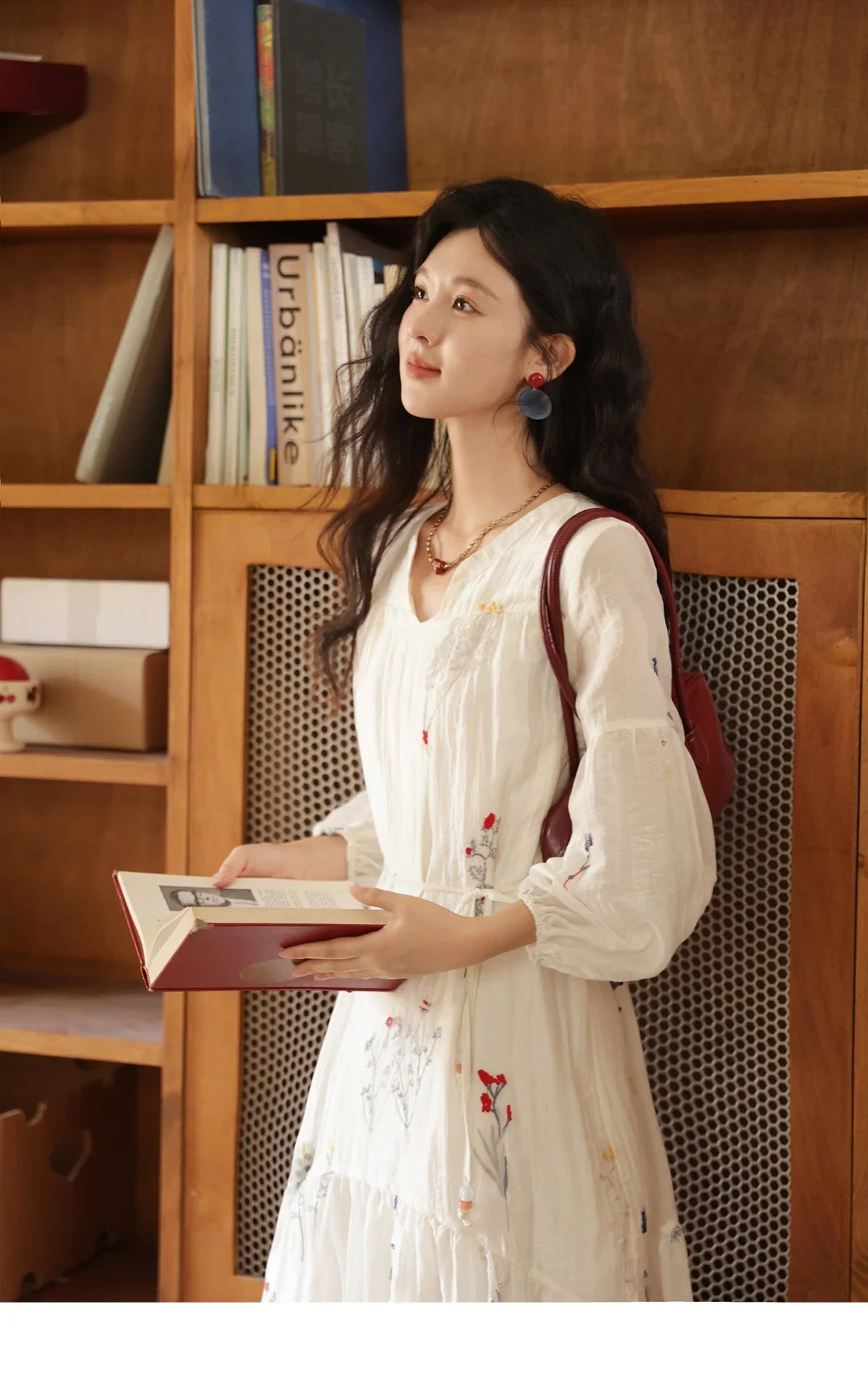 Beige Flower Embroidered Dress for Women 2025 Autumn Curved Collar Lantern Sleeves Tied Waist Long Dresses MXE41L2487