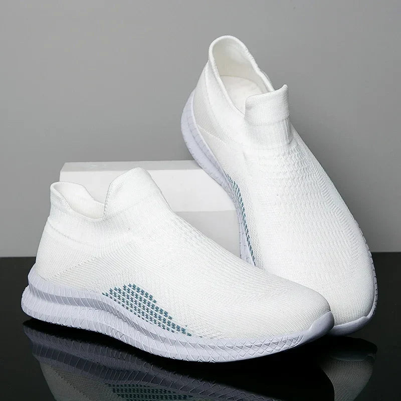 Lightweight Men's Walking Shoes Outdoor Soft Male Casual Shoes Flexible Breathable Men Loafers Slip-on Footwear Sneakers 39-48