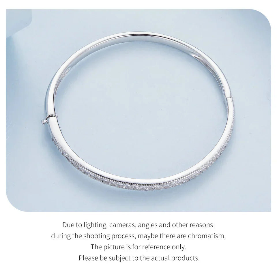 925 Sterling Silver CZ Bangle Bracelet Plated in Platinum Fine Jewelry Gift for Mom Women Wife Girls BSB130
