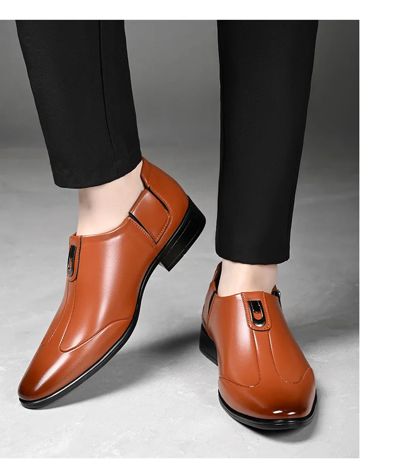 Patent Leather Casual Business Shoes for Men Solid Color Fashion Leather Shoes Male Spring Autumn New Designer Brogue Shoe Man