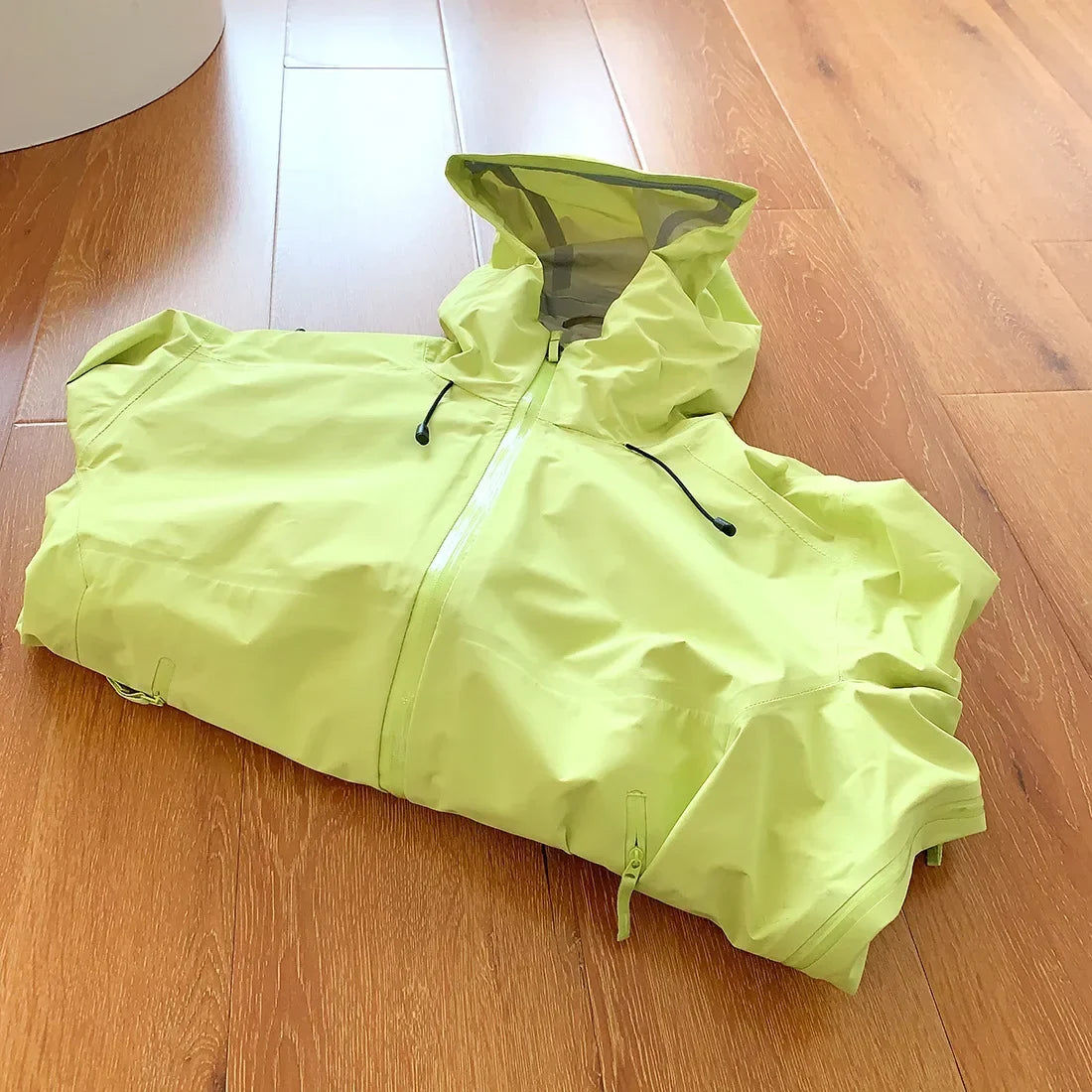 2026 New Storm Jacket Lovers Outdoor Sports Camping Mountain Skiing Trend Fashion British Wind Leisure Waterproof Storm Jacket