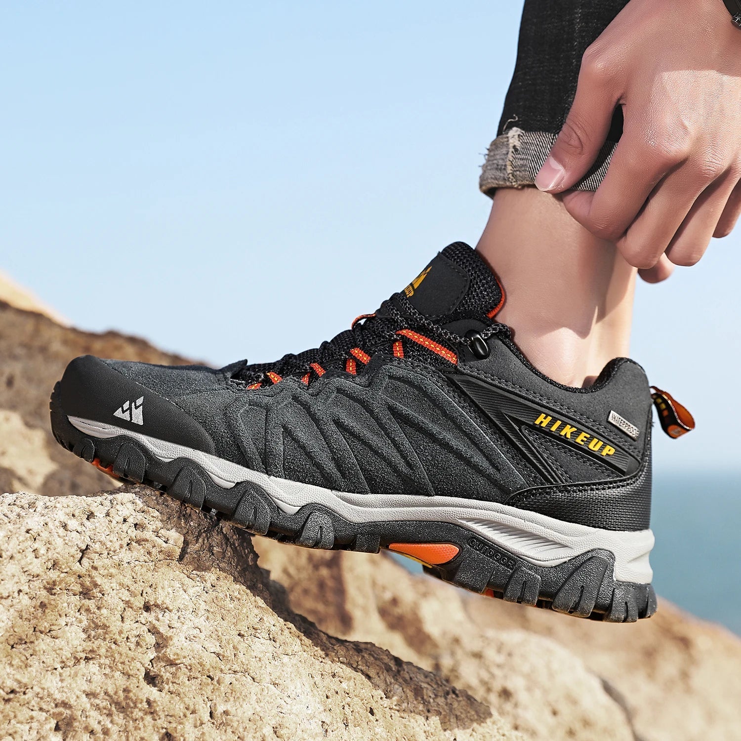 High Quality Leather Hiking Shoes Durable Outdoor Sport Men Trekking Leather Shoes Lace-Up Climbing Hunting Sneakers