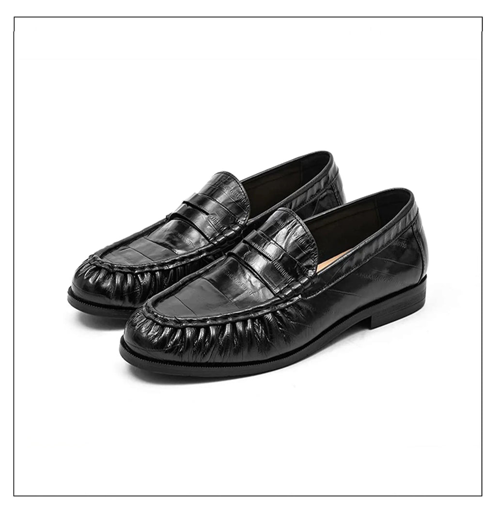 Pearlescent eel skin loafers for men with pleated flat bottoms slip on casual leather shoes for work and business