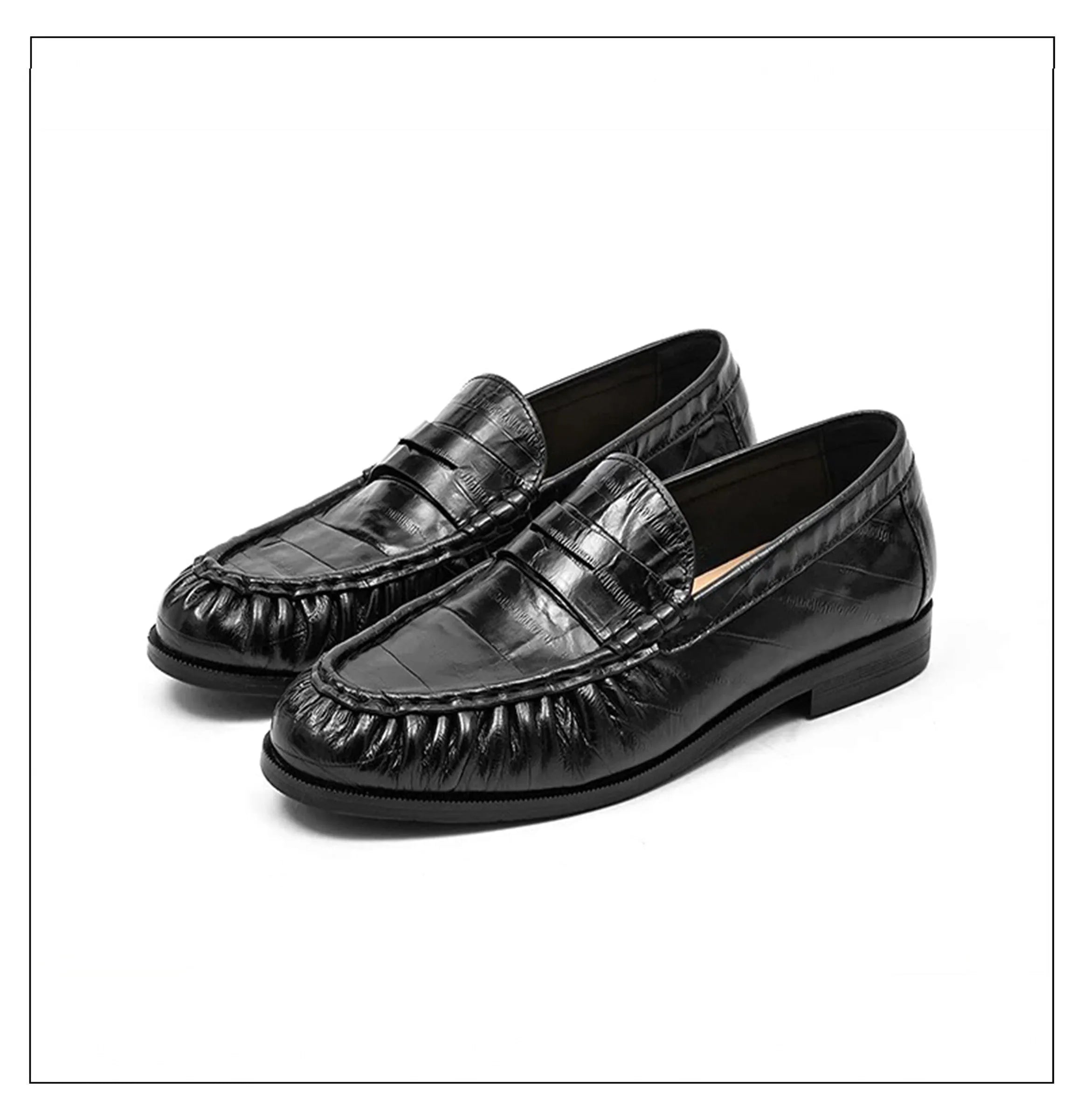 Pearlescent eel skin loafers for men with pleated flat bottoms slip on casual leather shoes for work and business