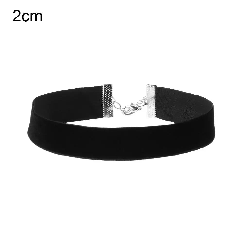 1PC New Fashion Adjustable Black Velvet Choker Wide Band Necklace Ribbon 90s Retro Vintage Gothic Goth Women Necklace