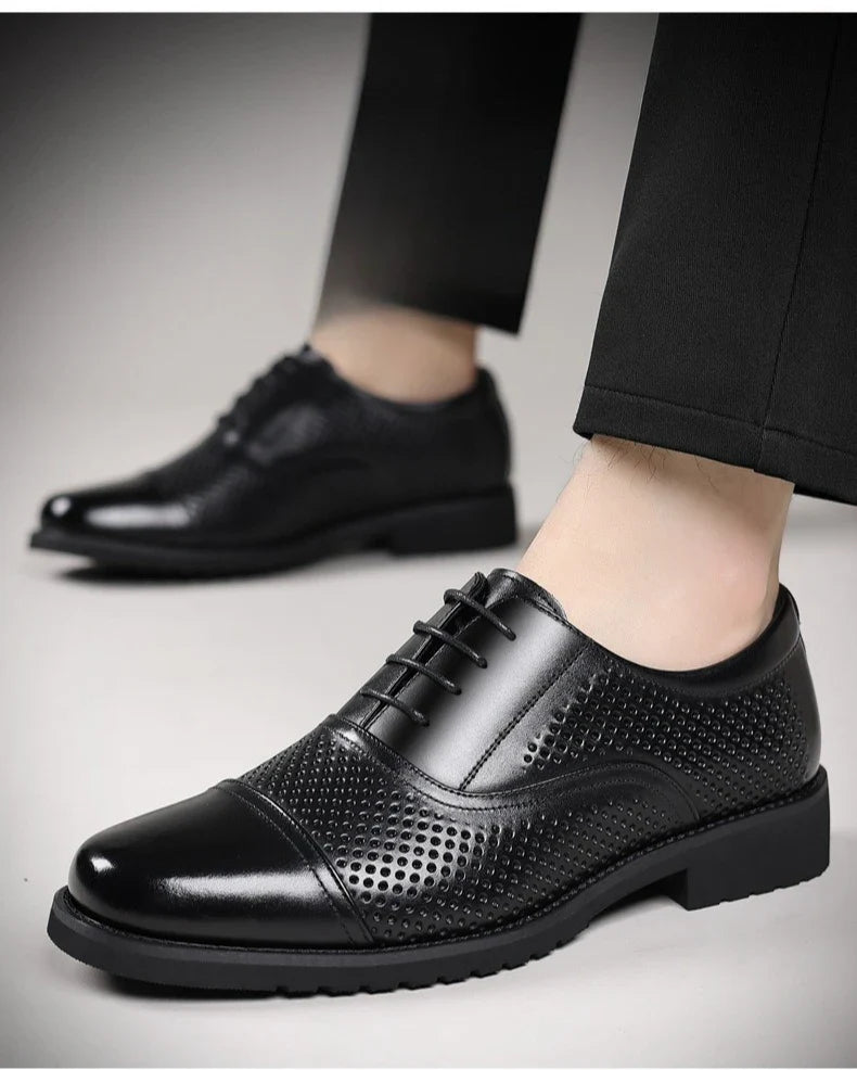 Breathable Hallow New Designer Cow Leather Shoes for Man Summer Autumn Fashion Business Casual Dress Shoes Loafers Man