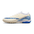 Men Football Shoes Comfortable TF Professional Football Boots Training Sneaker Ultralight Soccer Shoes