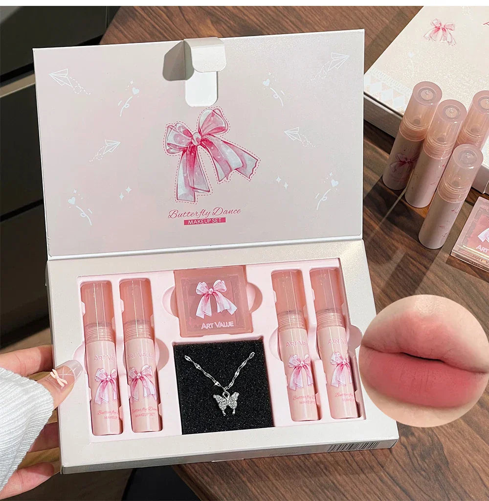 Makeup Sets Include 4Pcs Velvet Matte Lip Mud,1 Pc Blush Palette And 1 Necklace Gift Cosmetics Kits Lasting Lipgloss