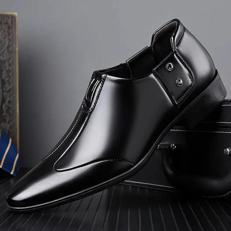 Summer Men's Breathable Mesh Casual Fashion Black/White Leather Board Shoes Comfortable Insole Suitable for Business Occasions