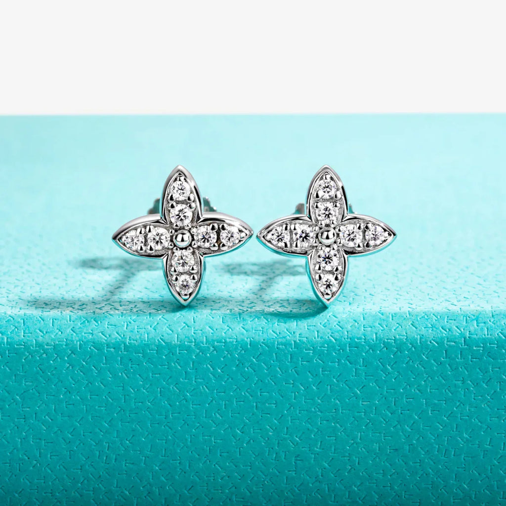 1.5mm D Color Moissanite Diamond 925 Sterling Silver With Cer Classic Cross Stud Earrings For Woman Jewelry Wholesale