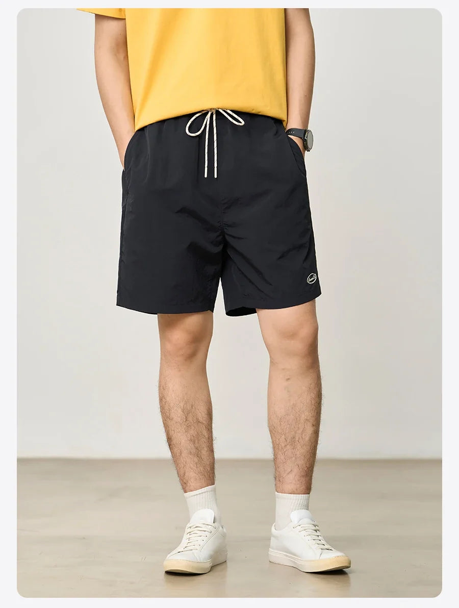 2026 Summer New Loose Fit  Lightweight 130gsm Nylon Shorts Men Essential Quick Dry Daily Wear Breathable Beach Shorts