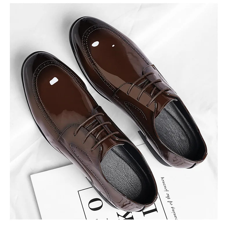 Business Formal Patent Leather Shoes for Men Spring Autumn New Designer Brogue Shoes Male Fashion Lace Wedding Shoe Man