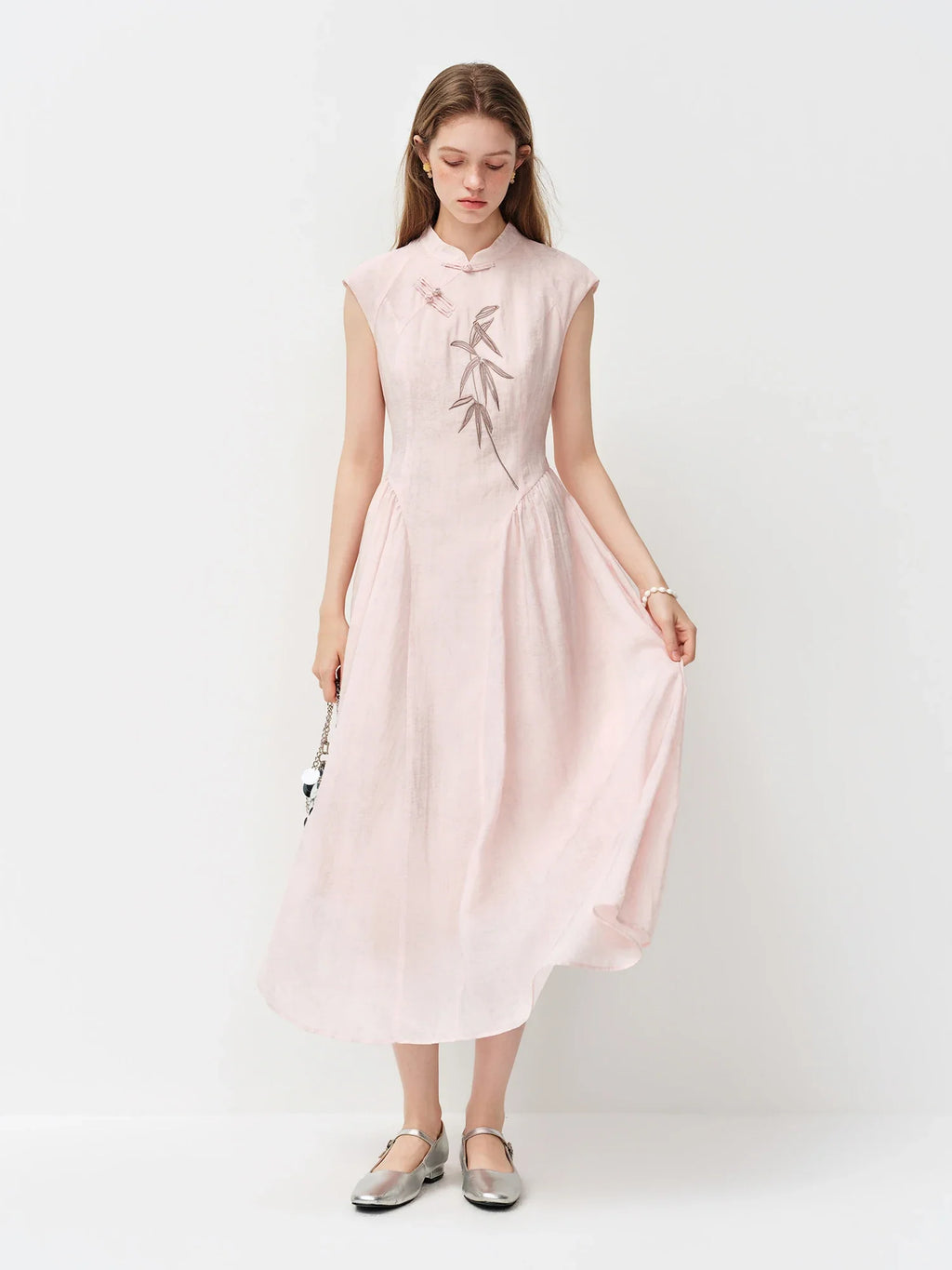 New Chinese Style Embroidery Slim-Fit Long Dress for Women 2026 Summer New Arrivals A-Line Waist-defining Skirt for Dates