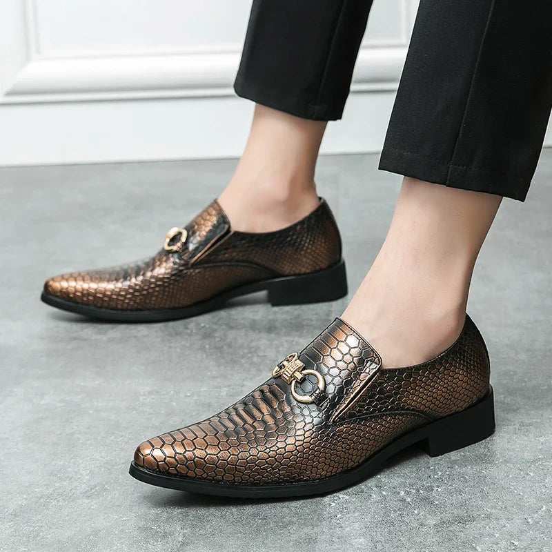 Retro Bronze Loafers Non-Slip Men Shoes Pointed Toe Dress Leather Shoes Luxury Brand Social Dress Shoe Male Comfortable for Men