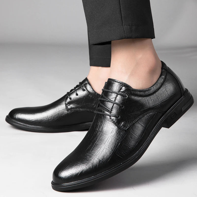 2024 Man Cow Leather Shoes Rubber Sole Casual Men's Shoes Formal Office Business Dress Genuine Leather Oxfords Wedding Shoes
