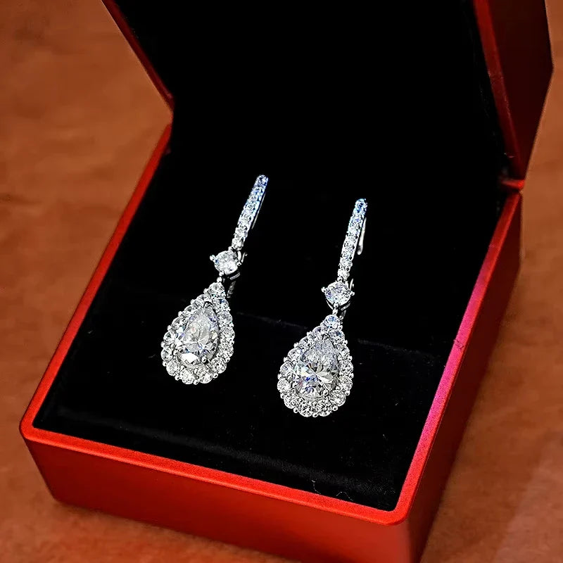 Sweet Droplets 925 Silver Sparkling Earrings Set with High Carbon Diamond Earrings, Versatile and Elegant, Light Luxury Woman