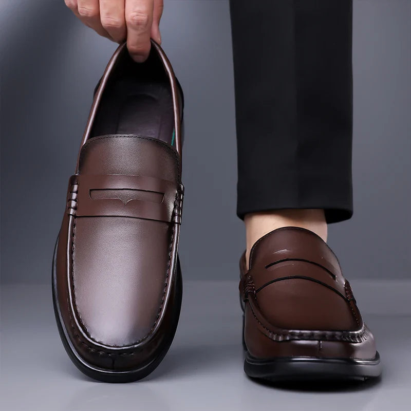 2026 Summer Mens Leather Loafers Slip on Casual Shoes Breathable Moccasins Comfortable Walking Office Flats Male Walking Shoes