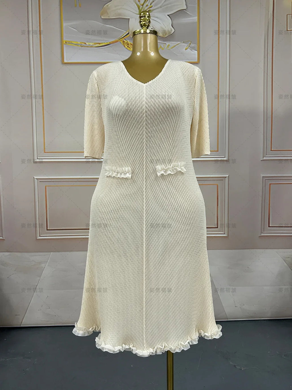 Miyake Pleated Dresses 2026 New Elegant V-Neck Fashion Plus Size Elastic European Women's Elegant Ball Gown Knee-Length Dress