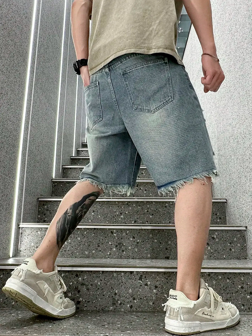 Men Summer Stretchy Denim Shorts Jeans for Men Streetwear Style Ripped Denim Shorts with High Stretch Knee Baggy Comfort Pants
